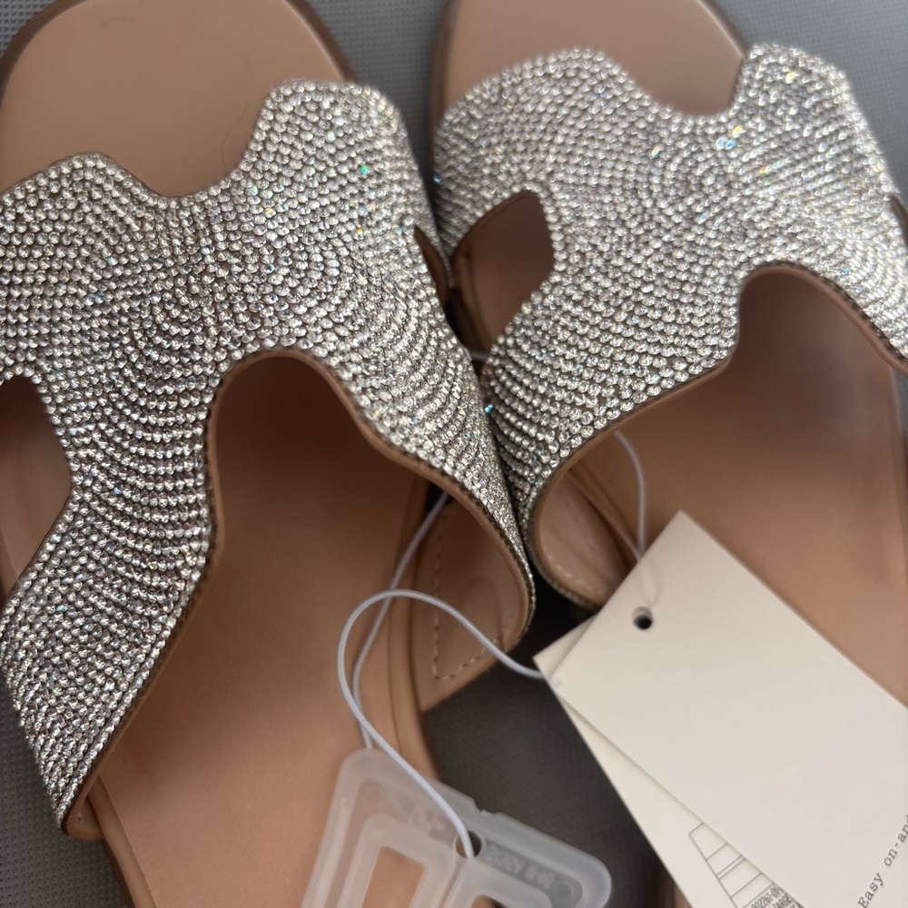 A New Day Nina Rhinestone Flat Sandals, Silver, Open Toe, Slip on, size 8 1/2 - Picture 6 of 6